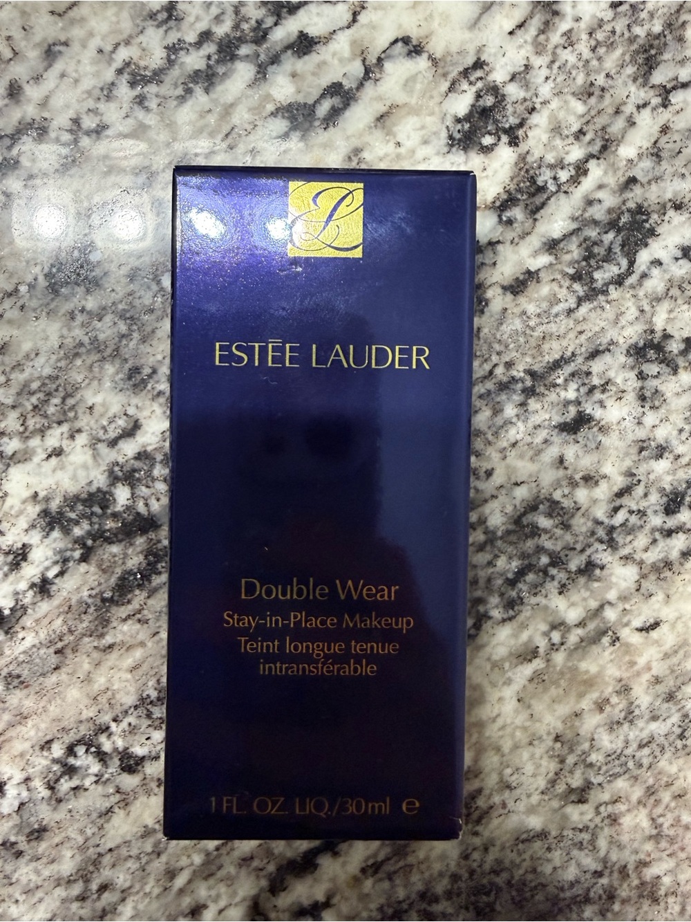 Estee Lauder Double Wear Foundation in 2N1 Desert Beige
